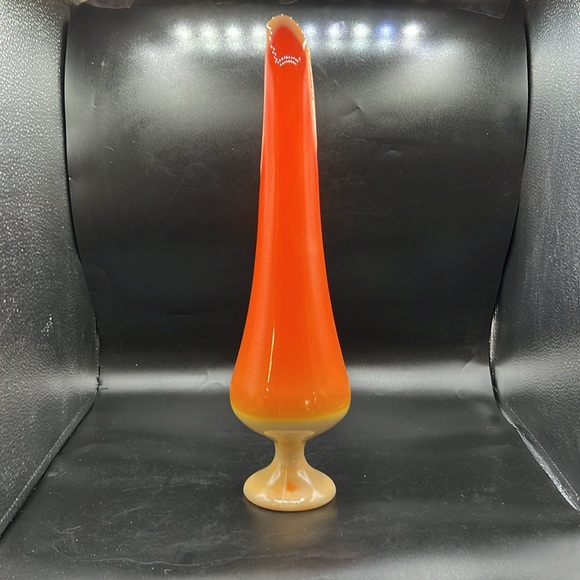 LE SMITH BITTER SWEET VASE 16 3/4 Glows - Picture 2 of 6